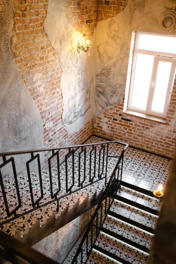 Hotel Dynasty Kamianets-Podilsky Extérieur photo